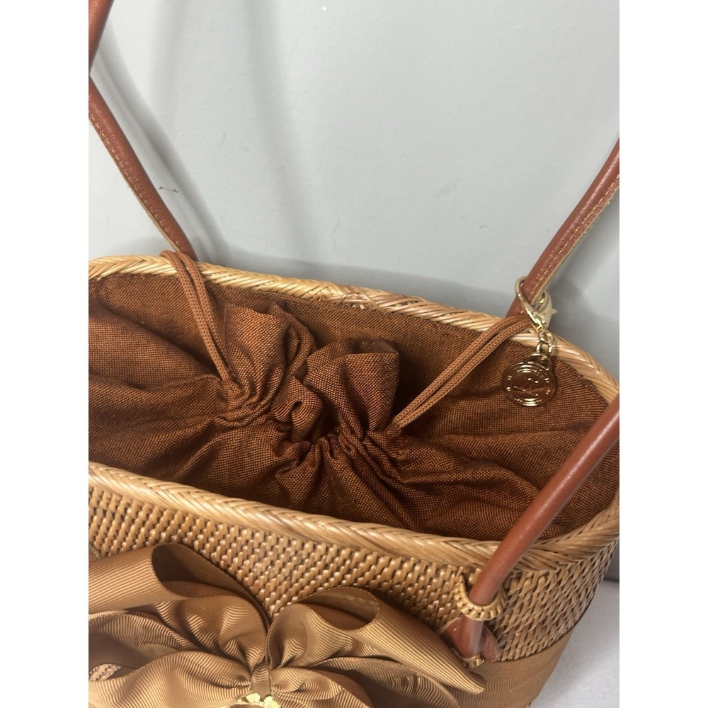 Lisi Lerch Woven Straw Purse Pearl EUC - Picture 6 of 16